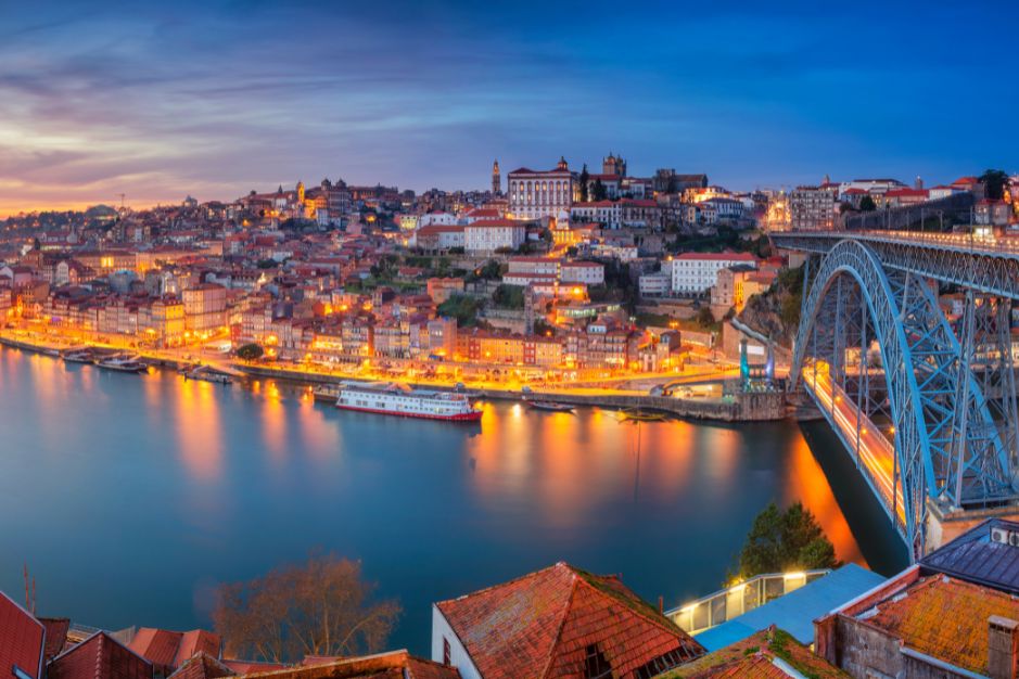 Redescubre Portugal viajes Newco travel agencia personalizado viajar turismo que ver Oporto